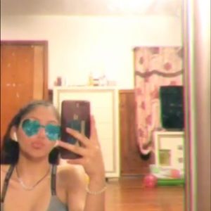 Meet your Posher, Melissa